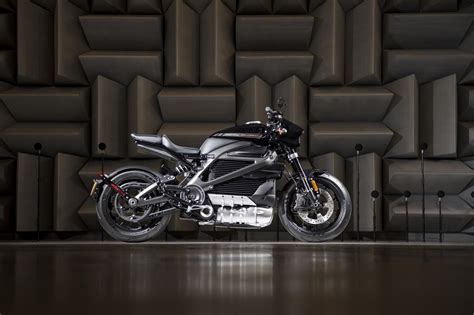 Livewire Harley Davidson Stellt Sein Elektro Motorrad Vor Golemde