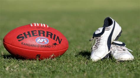 Watch australian football matches live and online with a watch afl global pass. Supporter banned for rest of 2016 season over junior footy ...