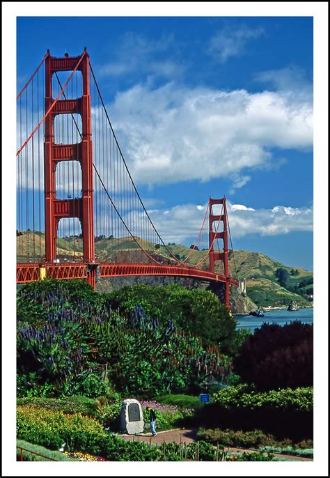 San Franciscos Landmark Golden Gate Bridge San Francisco Flickr