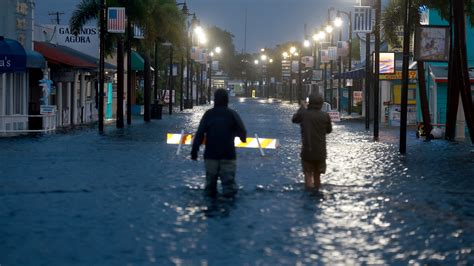 Hurricane Idalia Makes Landfall Lashing Florida With ‘destructive