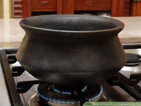 Unglazed clay pot and lid must be completely submerged in water for at least 15 minutes prior to always place your clay cookware in the center of a cold oven, and allow it to heat gradually with the. How to Cook in an Unglazed Clay Pot (with Pictures) - wikiHow