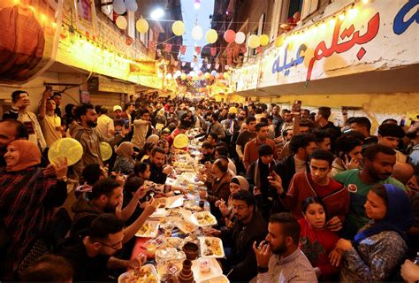 بأكبر مائدة للإفطار سفير كوريا الجنوبية رمضان في مصر حاجة تانية اخبار مصر