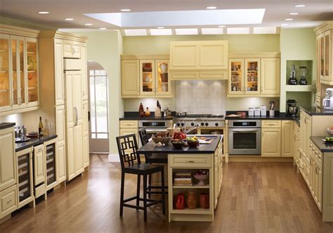 Warm Cream Traditional Solid Wood Kitchen Cabinets Swk 019 Houlive