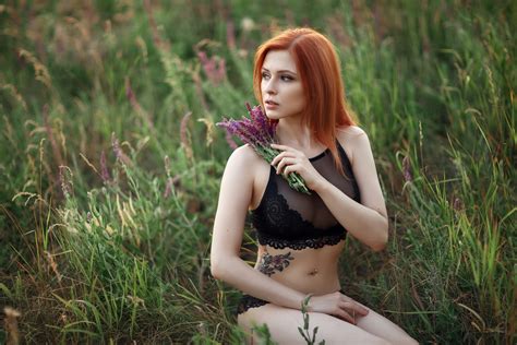 Wallpaper Portrait Redhead Women Outdoors Kneeling Belly Black Lingerie Looking Away