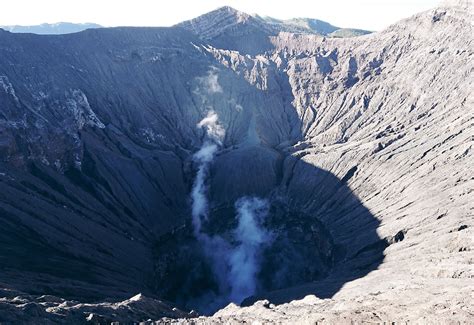 Bromo Crater 2 The Techy Hub