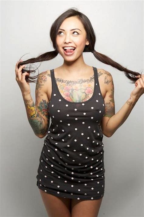 Picture Of Levy Tran Barnorama