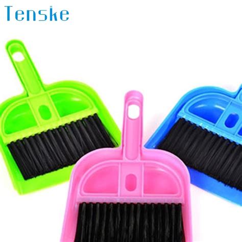 E25 June 2 Mini Desktop Sweep Cleaning Brush Small Broom Dustpan Set In