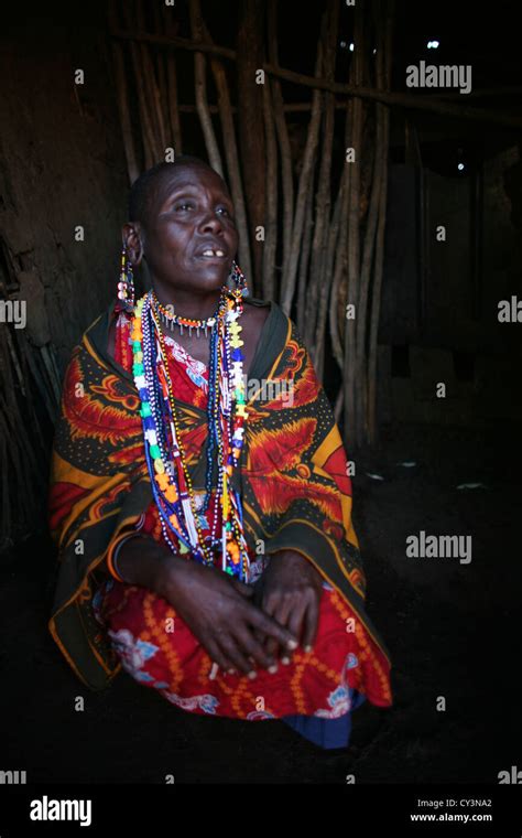 Maasai Tribe In Kenya Stock Photo Alamy