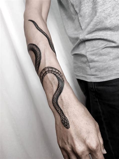 215 King Cobra Tattoo Ideas 2023 Tattoosboygirl Snake Around Arm