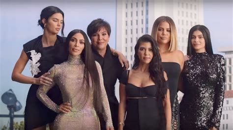 Watch The Kardashian Jenners Recreate The First Keeping Up With The