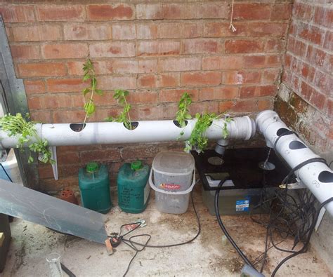 Being new to the hydroponic gardening community i did not want to shell out a large amount of cash before i knew what i was getting into. How to Setup and Run a Hydroponics System | Hydroponics ...