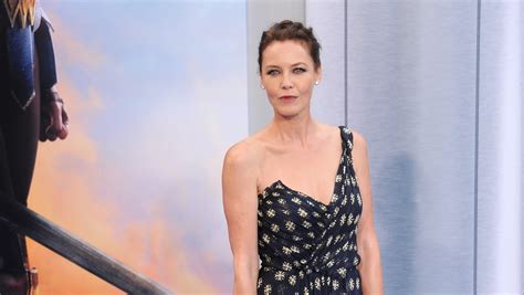 Harvey Weinstein Scandal Connie Nielsen Says Producer Groped Her