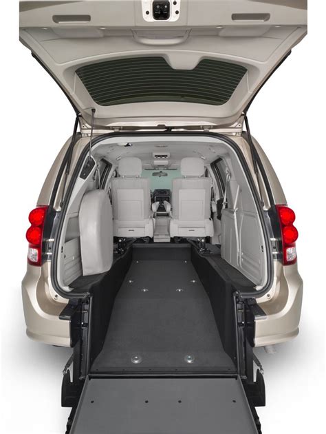 Honda Odyssey Rear Entry Wheelchair Van Drive Master