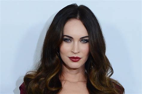 Megan Fox Joins Instagram Posts Selfies And Inspirational Quotes