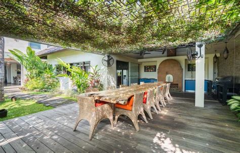 Batu Bolong Canggu Ba Indonesia Fabulous Villa Close To Batu Bolong Beach The Real Estate