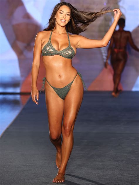 Jared Goffs Girlfriend Christen Harper Models At Miami Swim Week Report Door
