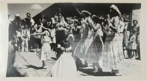 Vintage Groups Hawaiian Dancers Dancing Photo A Picclick