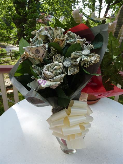 Pin By Cathy Goode On Money Bouquets Money Bouquet Money Rose Money