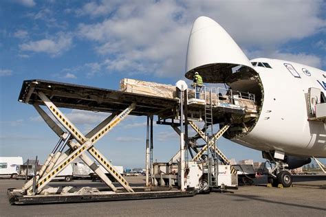 Boeing 747 Nose Loading Airfreight Companies In Dubai Freight Forwarder