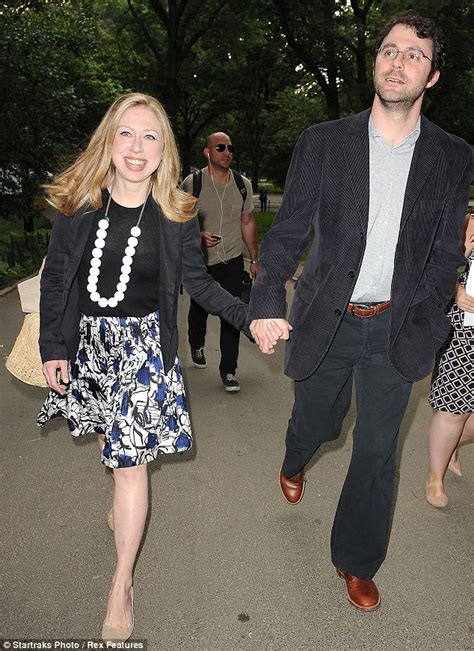 Chelsea Clinton And Husband Marc Mezvinksys Public Display Of Unity At Shakespeare Theatre