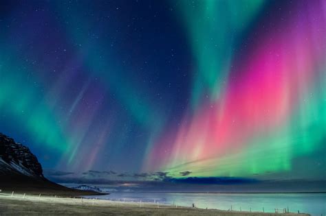You Might Be Able To See The Northern Lights On Saturday See The