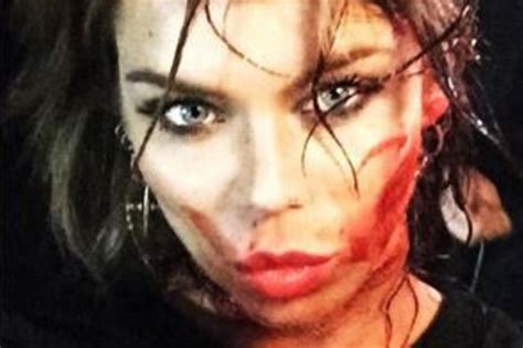 Glaubt ihr, ich kann mit meinen bildern viele jobs ergattern?#gntm2021 prosieben / anwander. Liliana Nova zeigt sich blutüberströmt auf Instagram | GALA.de