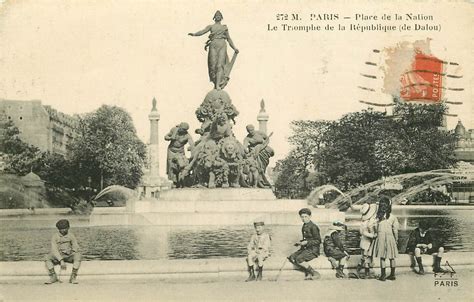 Paris Xii Triomphe De La République Place De La Nation
