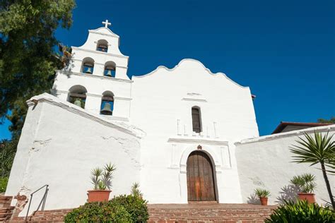 A Guide To Southern California Missions