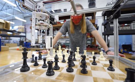 Chess Playing Robot Planetarduino