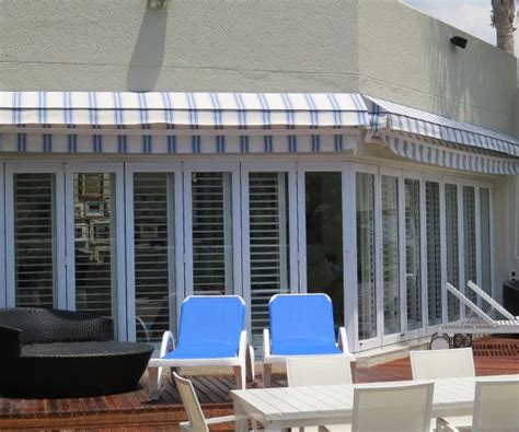 Retractable Fold Arm Awnings The Canvas Corporation