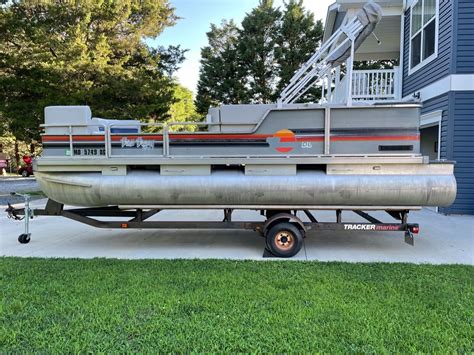 Ft Sun Tracker Pontoon Boat Restored With Trailer NO RESERVE For Sale For