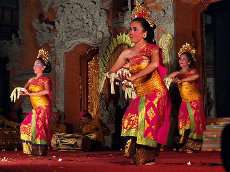 Legong Dance Ubud Bali Bali Culture Tours Experience Balinese Culture