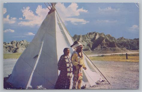 Native Americana Indian~sioux Indian Chief And Squaw At Native Tepee~vintage Pc Asia And Middle