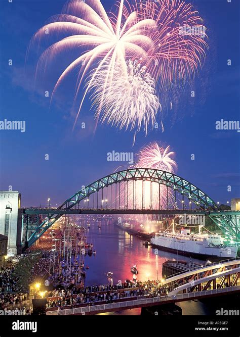 Fireworks Over Tyne Bridge Newcastle Upon Tyne Uk Stock Photo Alamy
