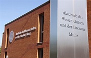 Akademiesitzung im Juni : Akademie der Wissenschaften und der Literatur ...