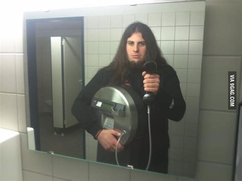 Selfie In The Mirror 9gag