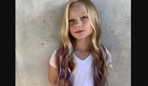 jessica simpson mom shamed for letting daughter maxi 7 dye her hair ‘so upsetting she s a