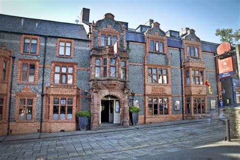 Conwy The Castle Hotel North Wales Hotel Accommodation