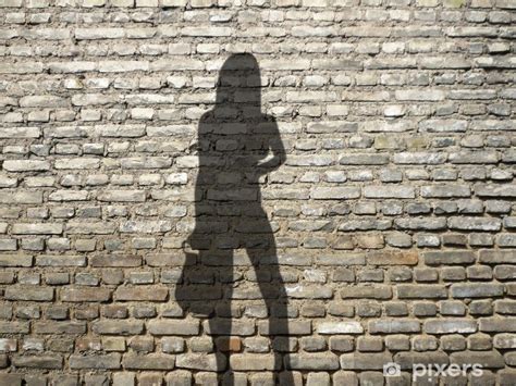 Fototapete Prostituierte Schatten auf Mauer • Pixers® - Wir leben, um ...
