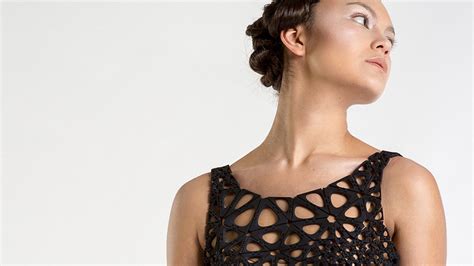 This 3d Printed Plastic Dress Flows Like Fabric Wired Uk