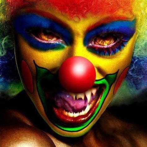 Pin By So Fresh On Creepy And Odd Scary Clowns Scary Clown Costume