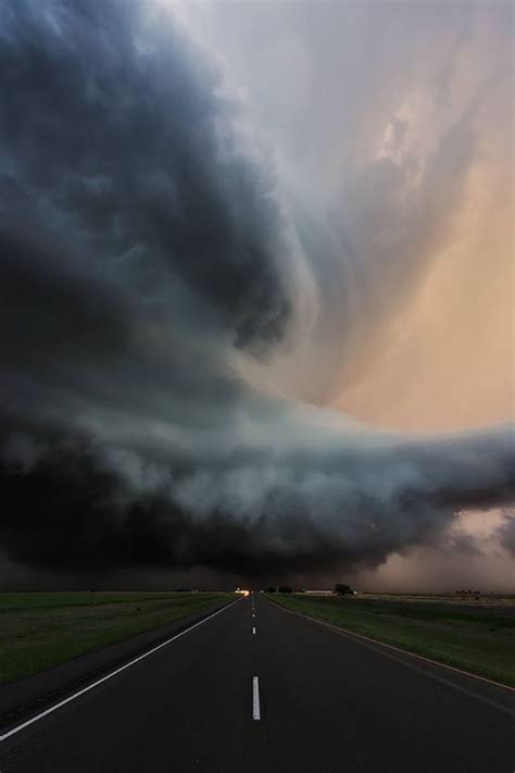 A Look Into The Vault Region Of A Tornadic Supercell In Floydada Texas
