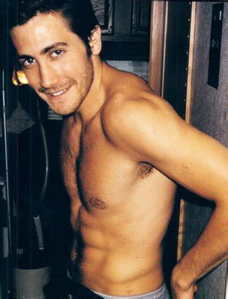 Jake Gyllenhaal Shirtless Mag And Vidcaps Naked Male Celebrities