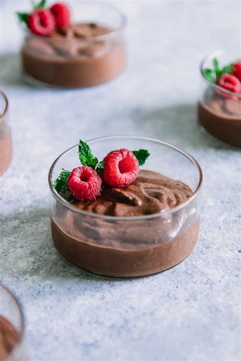Creamy Vegan Chocolate Mousse Nut Free ⋆ With Avocado Aquafaba