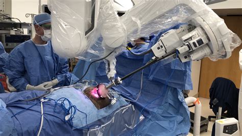 Cleveland Clinic First To Perform Robotic Single Port Kidney Transplant Health Data Management