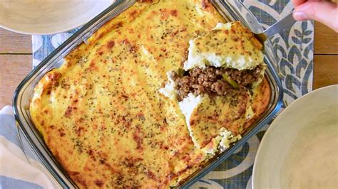 Keto Cottage Pie Recipe With A Low Carb Creamy Cauliflower Mash Topping