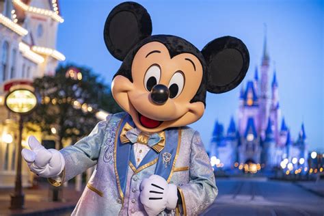 Mickey and Minnie Receive Special Disney World 50th Anniversary Costumes
