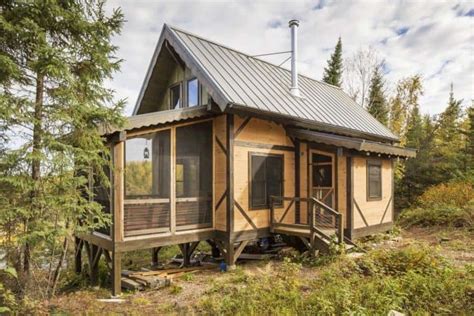 600 Square Foot Off The Grid Cabin Is Surrounded By Wilderness In