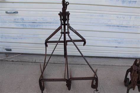 Vintage Barn Hayloft Hay Grapple Fork And Trolley