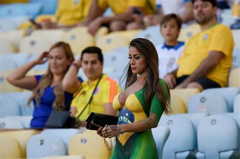 Copa America Brazilian Model Attends The Final Wearing Nothing But Body Paint Foto De